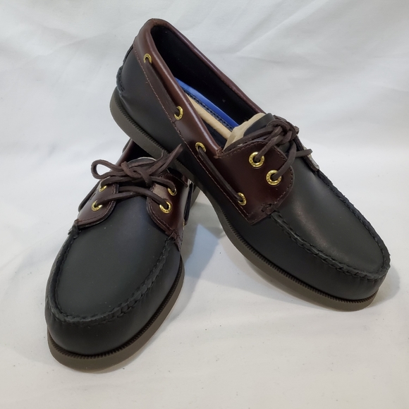 Men's Authentic Original Leather Boat Shoe - Picture 4 of 8